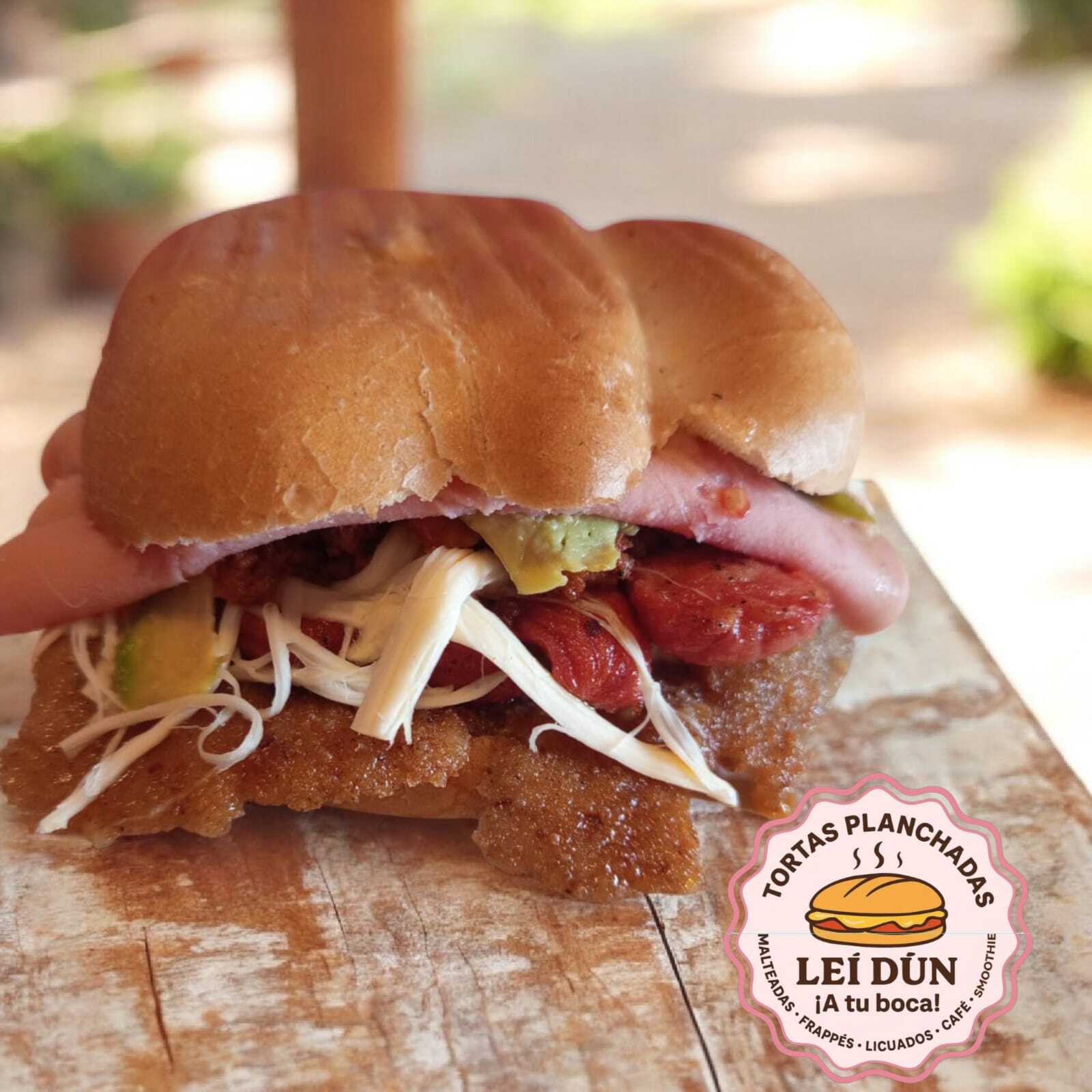 Torta Cubana Estilo Leí Dún