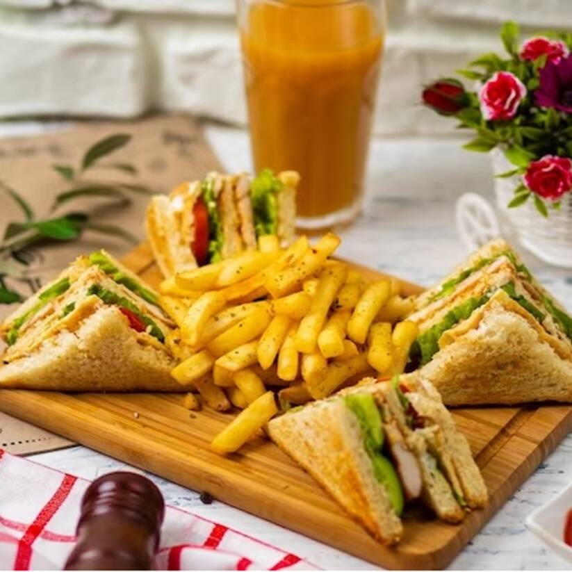 Club Sandwich + 2 Jugontones