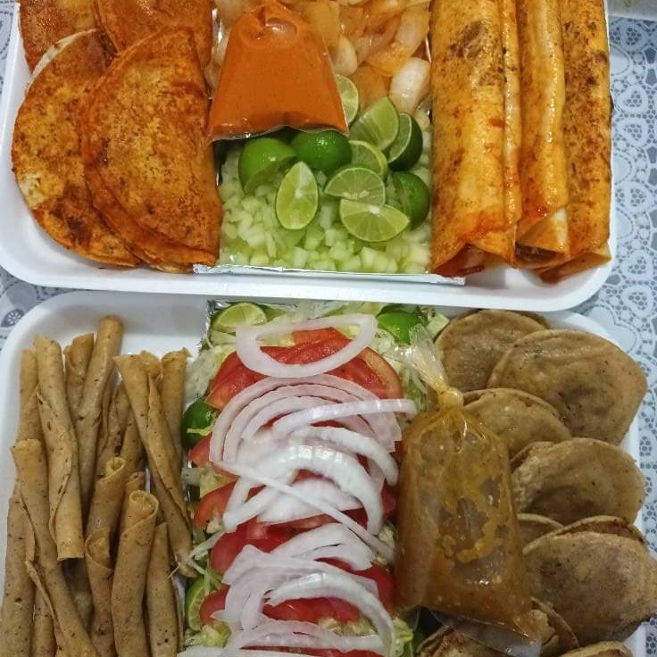Charola Mixta