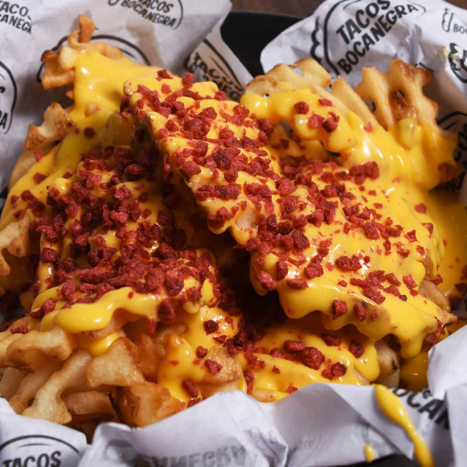 Papas Waffle Queso
