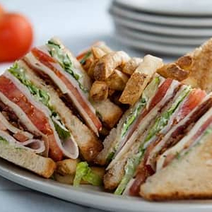 Club Sandwich Jamon y queso