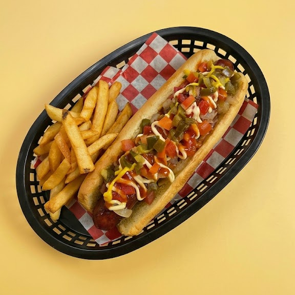 Hot Dog Jumbo más Papas y Refresco