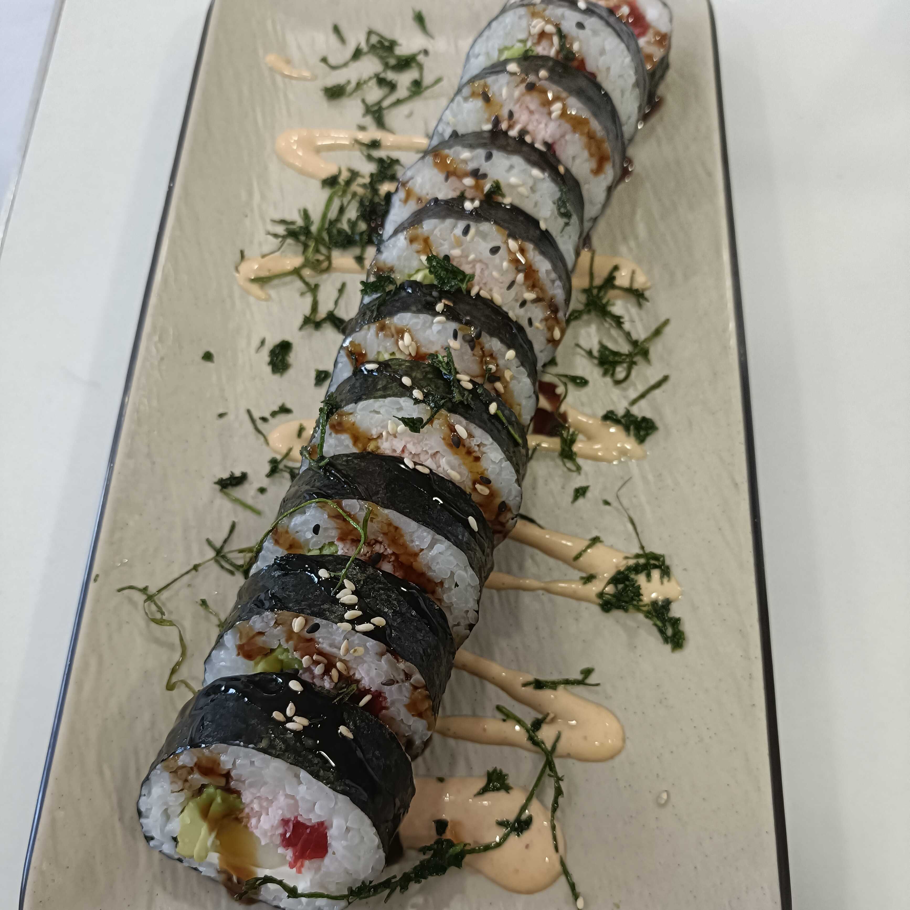 Rollo de Atun con Alga