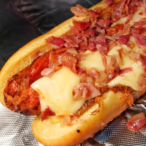 Hotdog doble queso especial al cuadrado