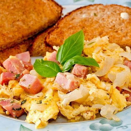 Huevo Revuelto con Jamon