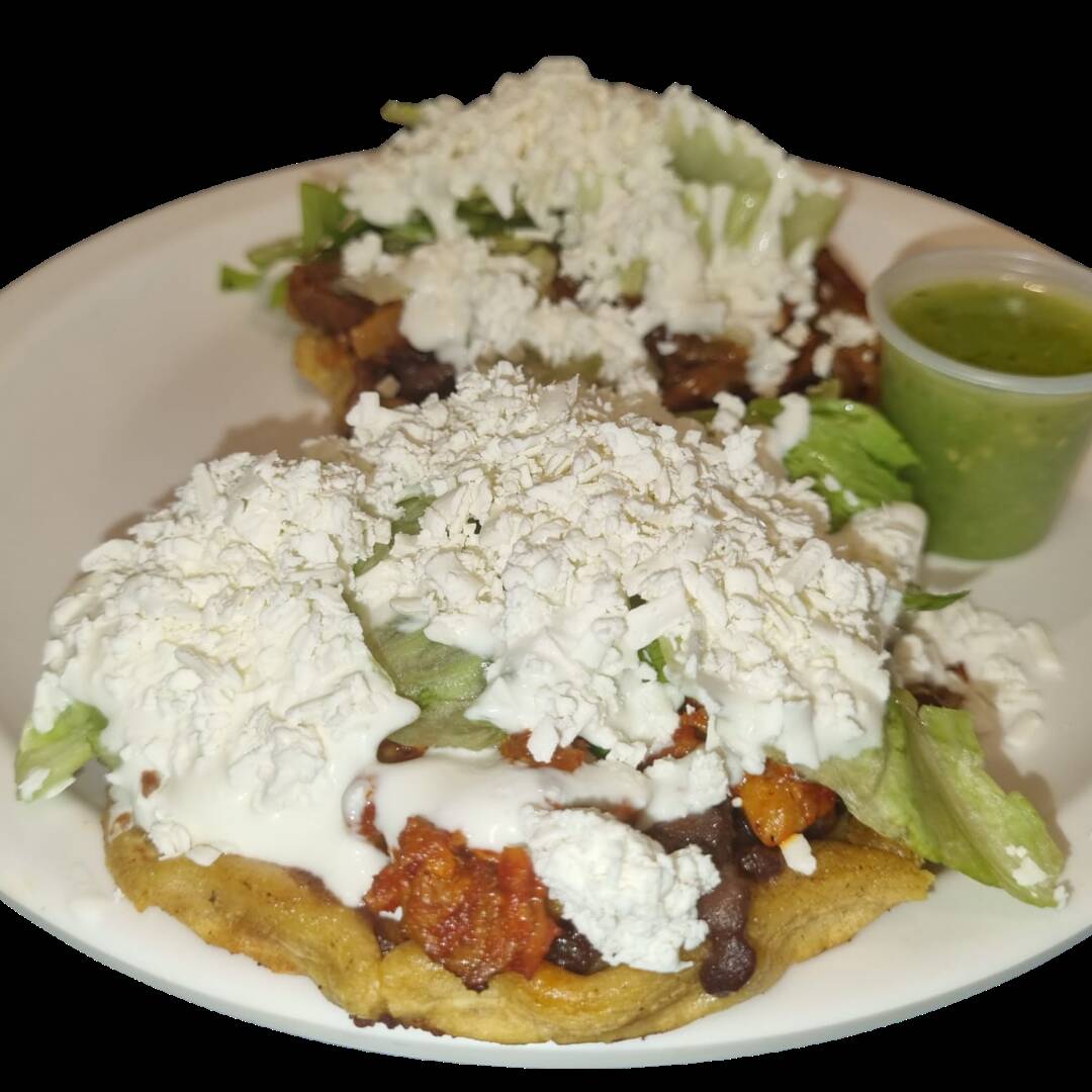Sope con Guisado