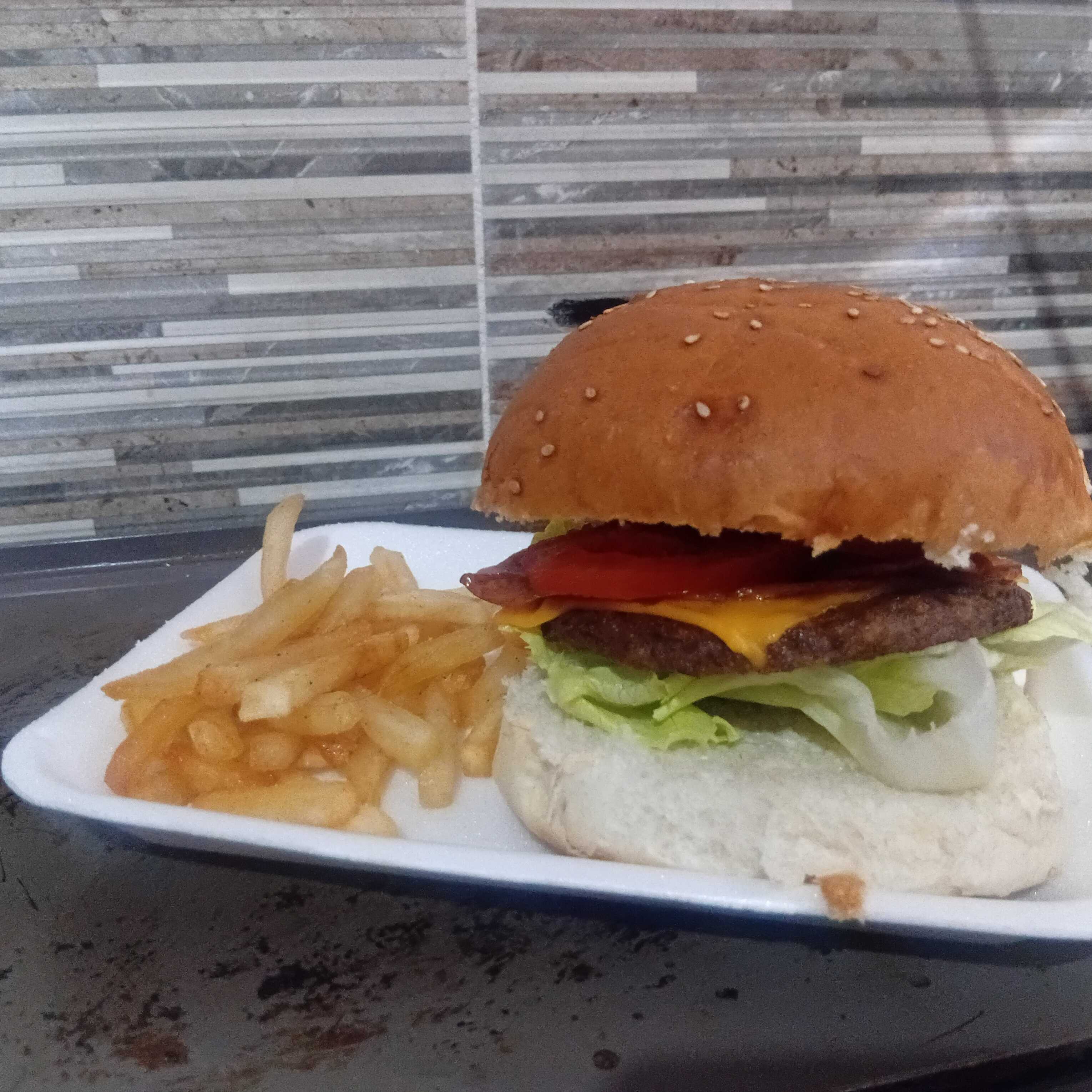 Clásica con papas
