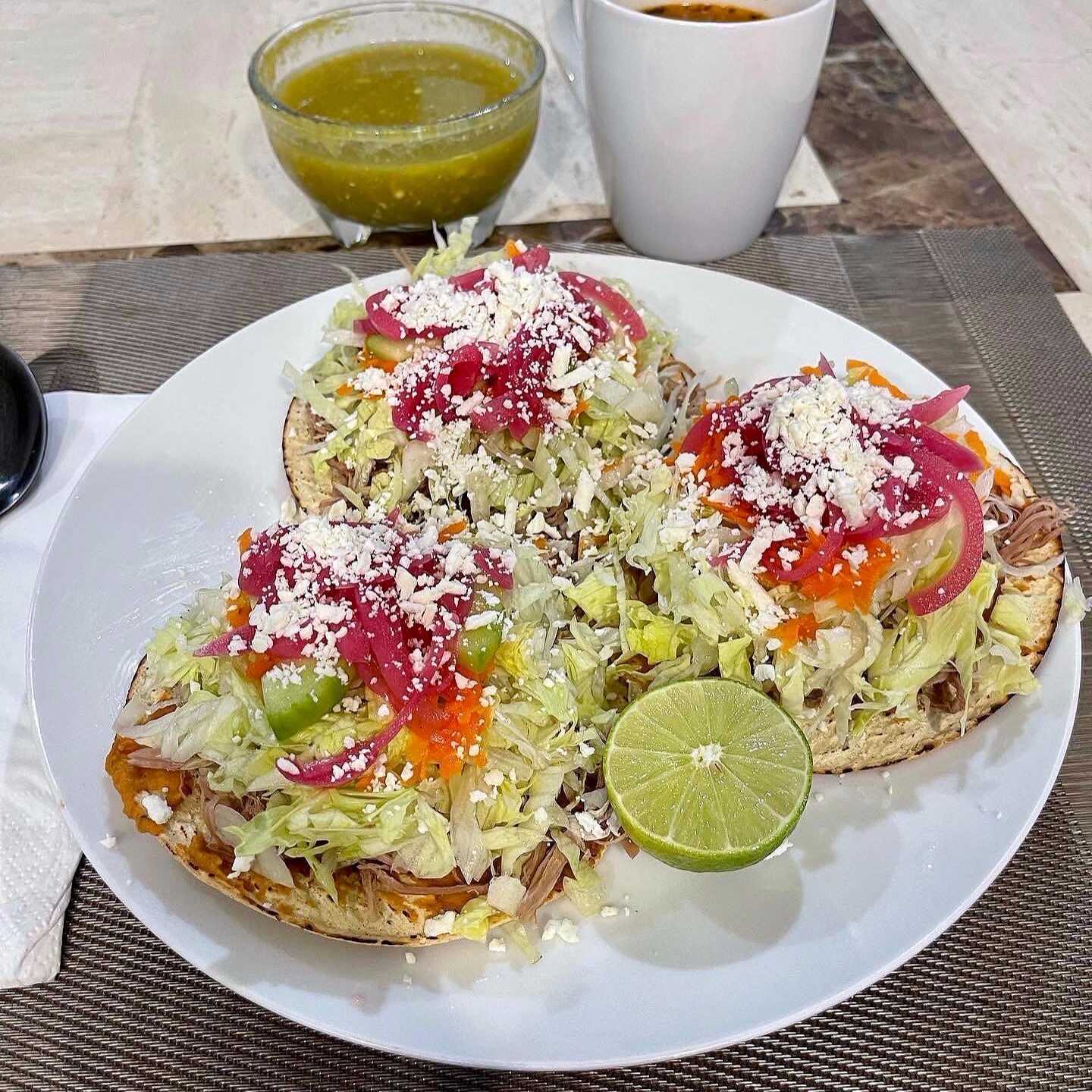 Orden de 3 Tostadas de Carne