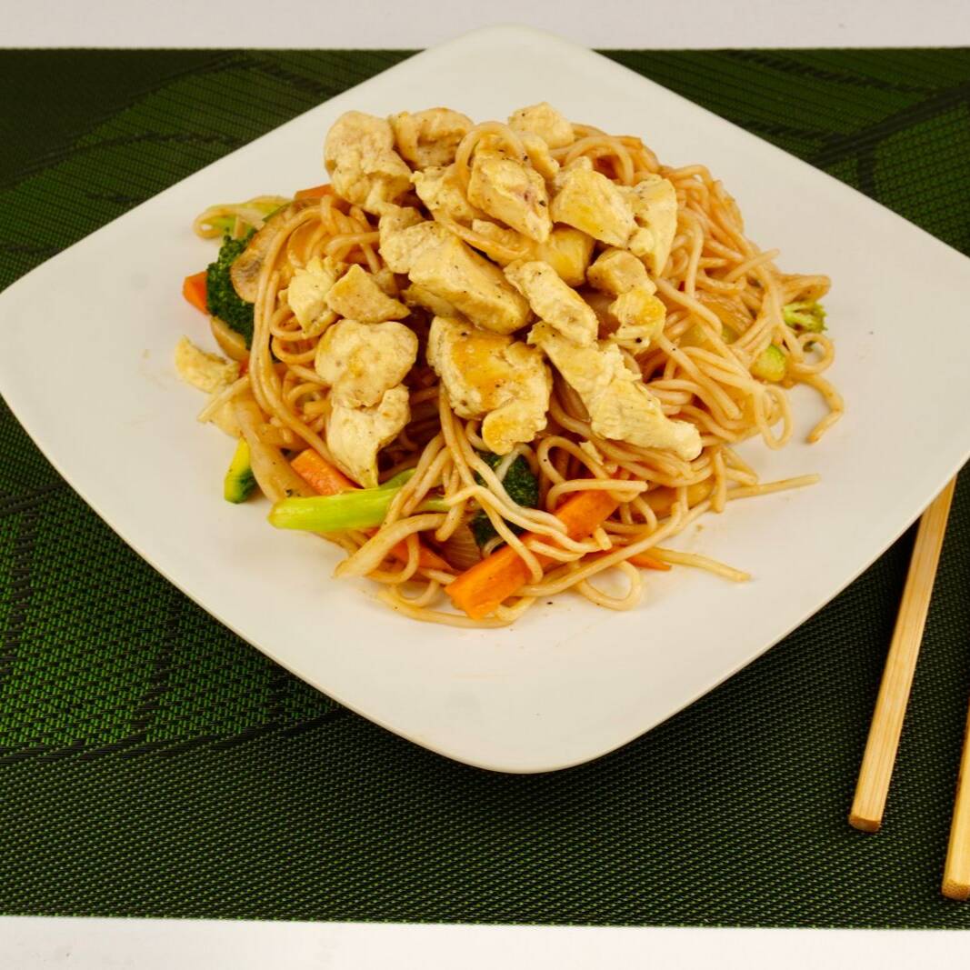 Yakisoba Pollo