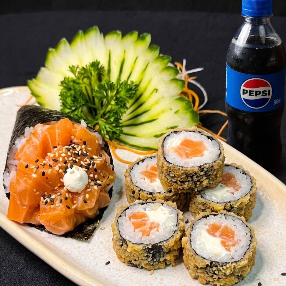Temaki, 5 hots a sua escolha, um refrigerante 200ml