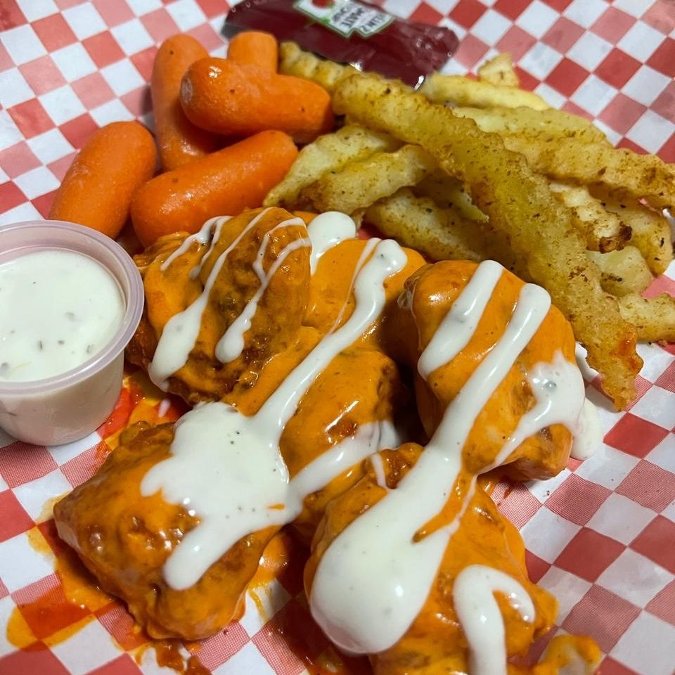 Boneless Grandes 16 Pz