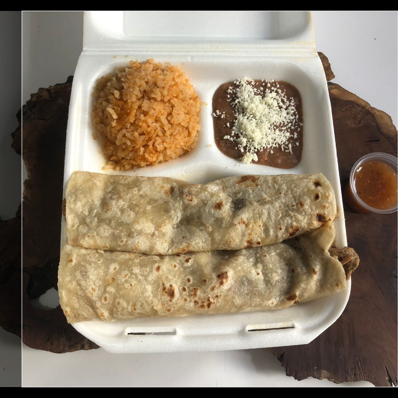 Burros de pechuga en crema de champiñones