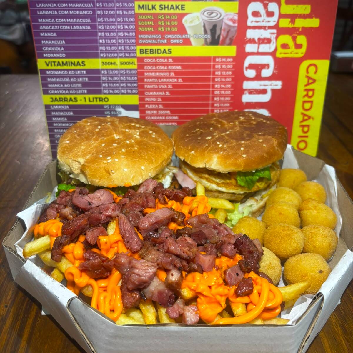 2 x tudo de 2 carnes , 10 coxinhas , batata turbinada e 1 refrigerante flexa 2 l
