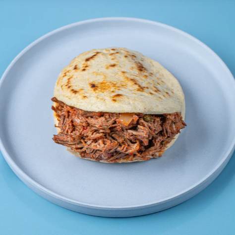 Arepa de Carne Mechada