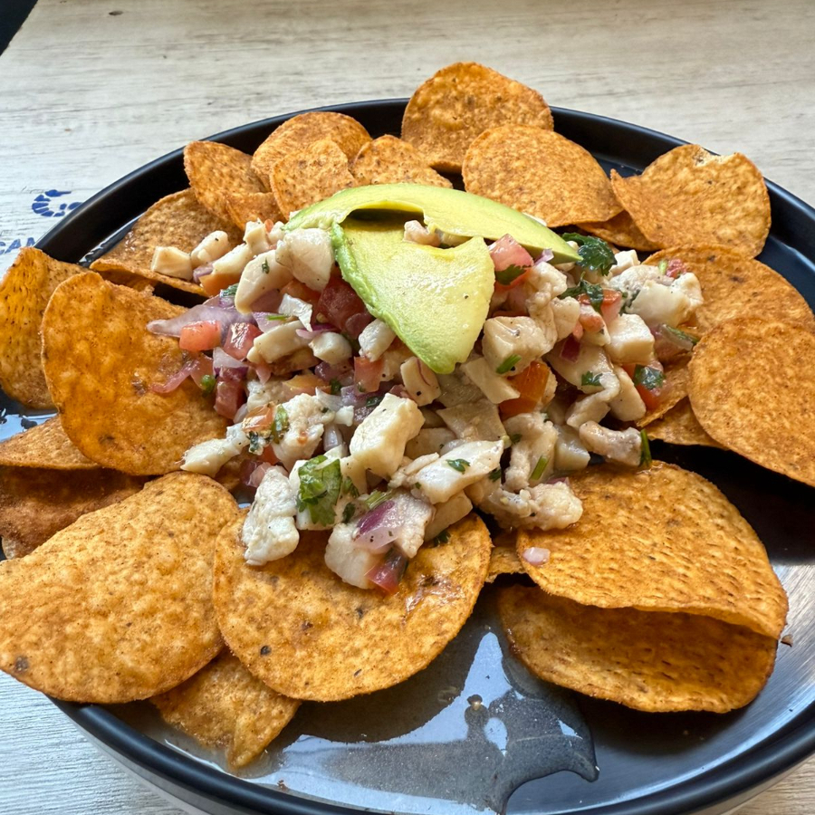 Tostiviche con Ceviche de Pescado