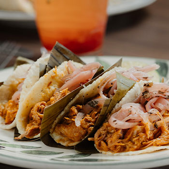 Tacos de Cochinita Yucateca