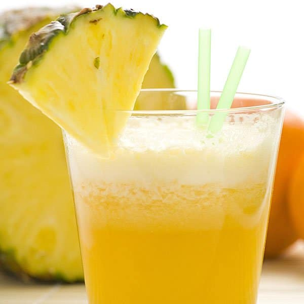 Agua De Frutas Grande