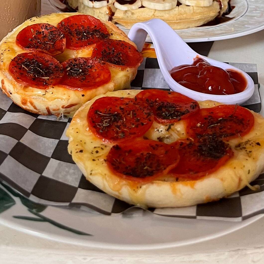 Bagel Pizza