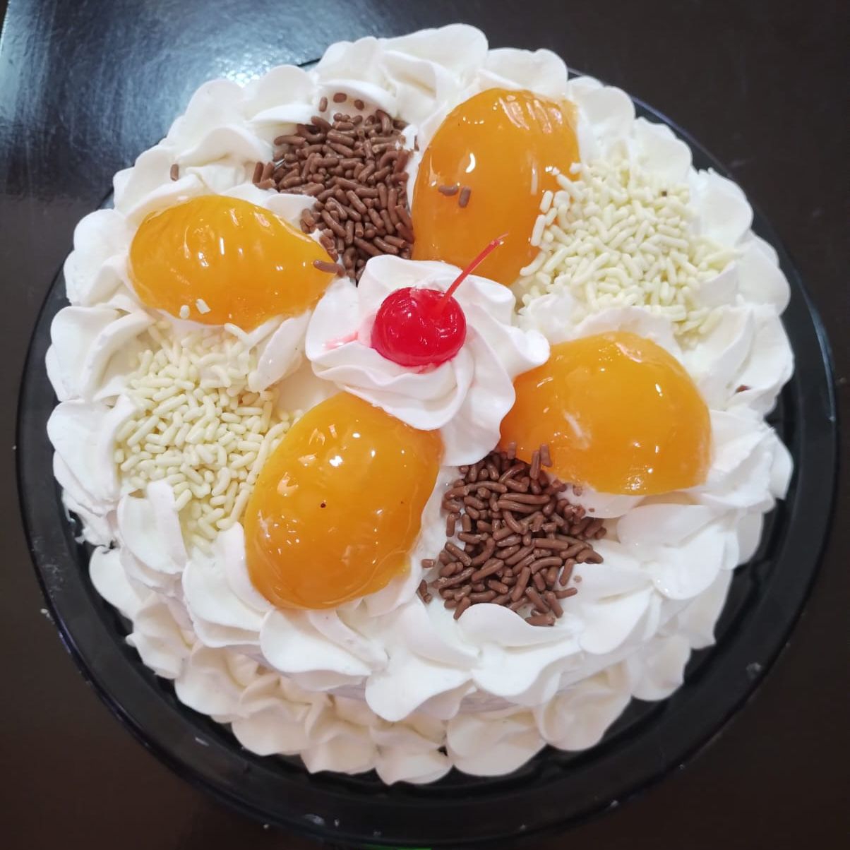 Pastel chico (1.5 Kg) 6 a 10 personas