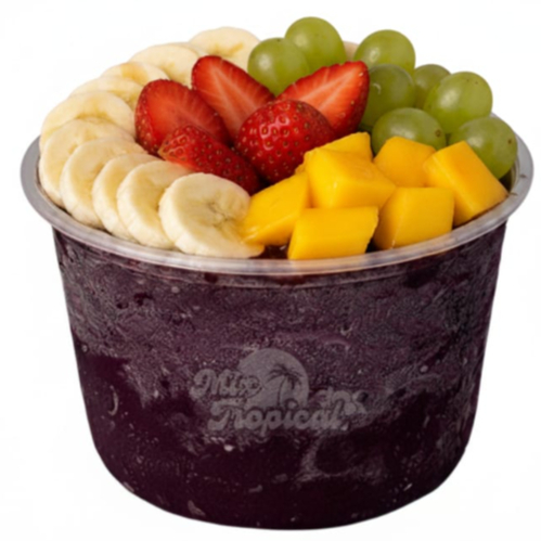 Damos-lhe as boas-vindas ao 'Top Tropical com Frutas', uma explosão celestial de sabores que irá transcender o seu paladar. Este prato é um destaque da nossa categoria 'Monte seus produtos Fitness' acentuada pela suavidade doce e revigorante. Uma experiência culinária como nunca antes, meticulosamente elaborada para proporcionar prazer máximo sem comprometer o seu regime fitness. Aguarde um deleite saudável e irresistível que irá deslumbrar os seus sentidos e alimentar o seu bem-estar.