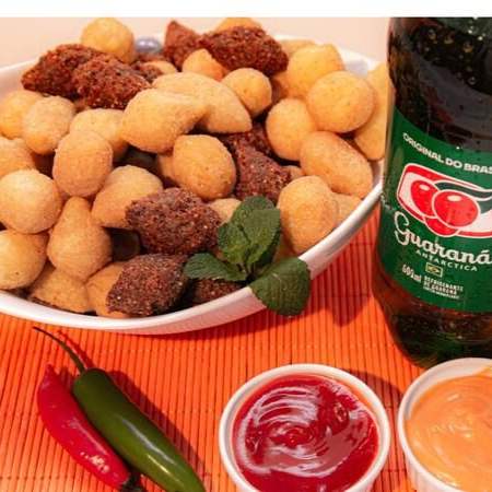 Salgados fritos na hora, com um empanamento especial que garante crocância e leveza a cada mordida. Nossos salgados são sempre sequinhos e saborosos, preparados com todo o cuidado para oferecer a melhor qualidade para você! --Tags-- Entrega rápida, desconto, promoção, off, cupom, barato, melhor preço, oferta, frete grátis, descontão, preço baixo, salgado, salgados, coxinha, bolinha de queijo, risole, kibe, pastel, empada, esfiha, croquete, pão de queijo, assado, frito, carne seca, frango com Catupiry, massa leve, massa crocante, lanche, porção, petisco, combo de salgados, rodízio de salgados, festa, salgadinho de festa, caseiro, saboroso, gourmet, recheio cremoso, porção econômica, lanche rápido, tamanho família, kit festa, pastel de forno