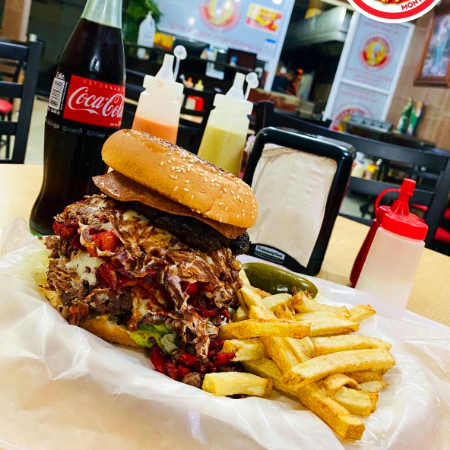 Trompo Bistec Burger con Papas