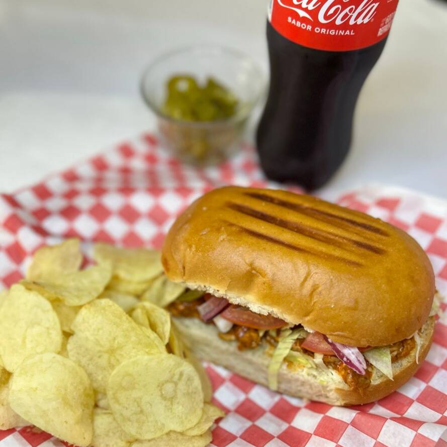 Combo Torta de Cochinita.