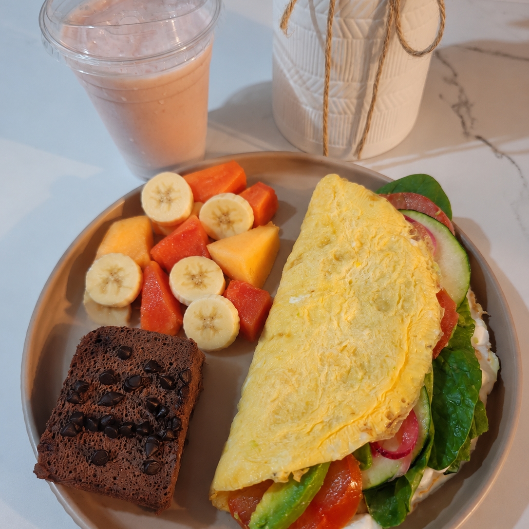Combo Omelette con Vegetales Frescos