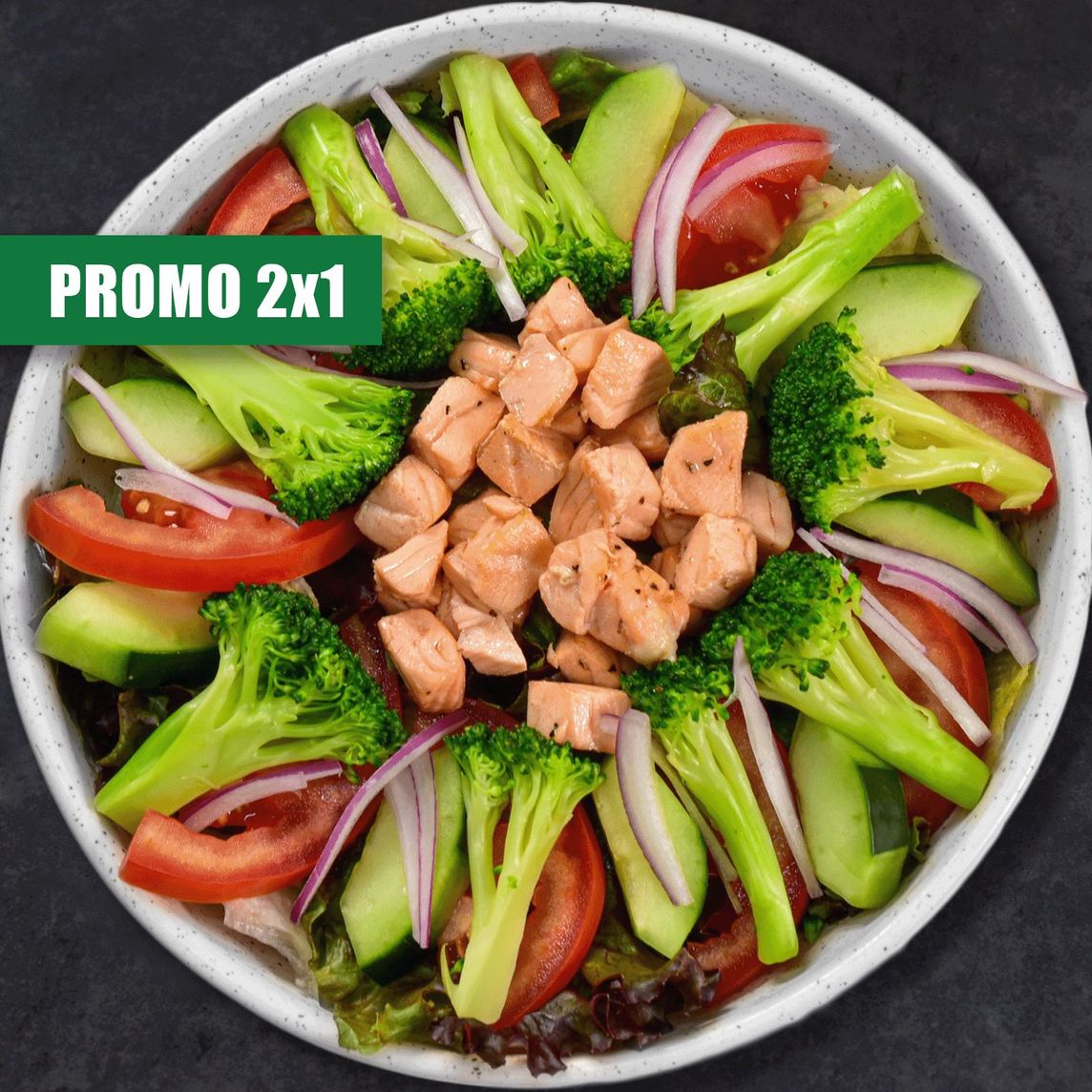 Ensalada de Salmón Asado