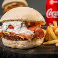 Hamburguesa Premium + Papas
