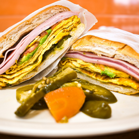 Torta de Huevo con Jamón