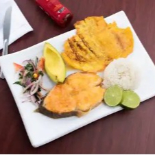 Bagre en Salsa Criolla