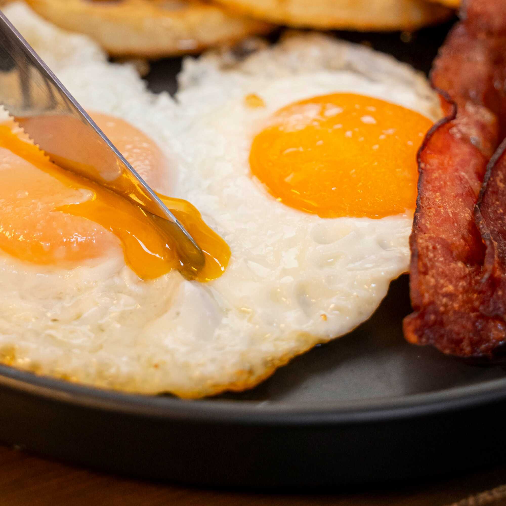 HUEVOS AL GUSTO