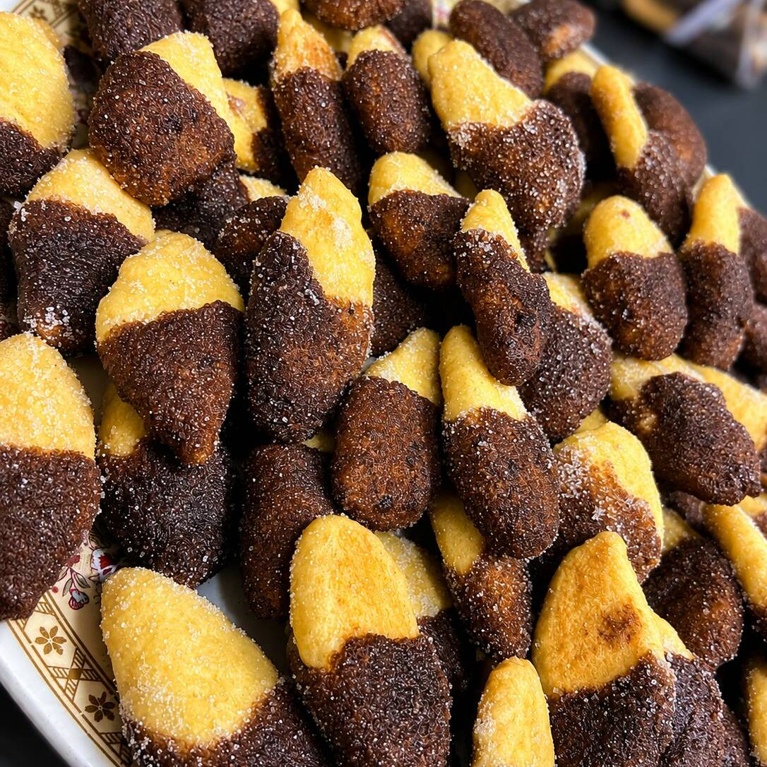 Tradicional biscoito artesanal crocante por fora e macio por dentro, com sabor que traz lembranças da infância.