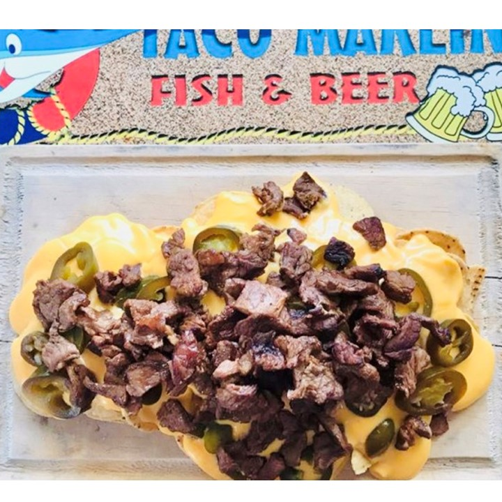 Nachos con Queso y Carne