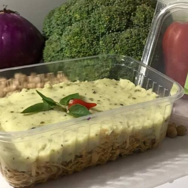 Abóbora, chimichuri, creme de leite, óleo de coco.
Banana da terra, creme de leite, limão, gengibre.
Batata doce, creme de leite, orégano e óleo de coco.
Aipim, creme de leite, orégano e óleo de coco.
Escolha sua proteína :)