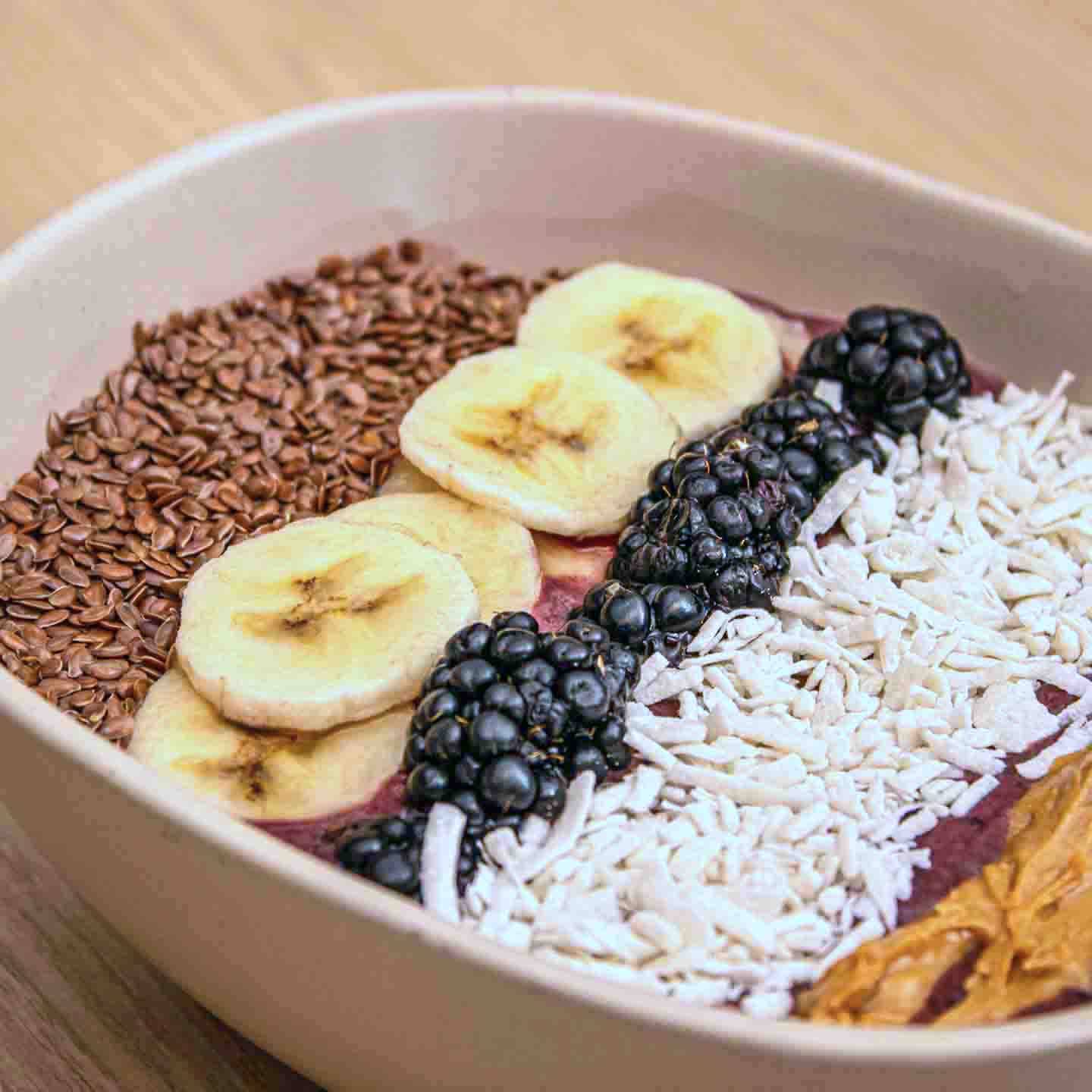 ACAI BOWL CON CREMA DE NUECES
