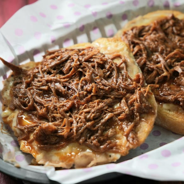 Molletes Birria