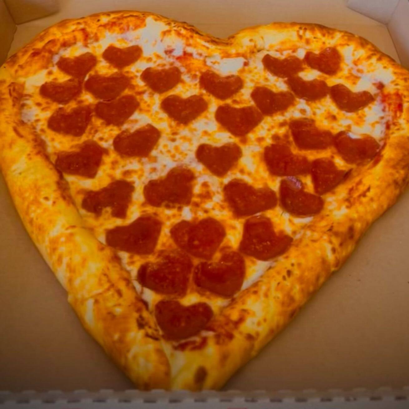 PIZZA DE CORAZON
