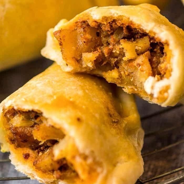 Empanada de Chorizo con Papa