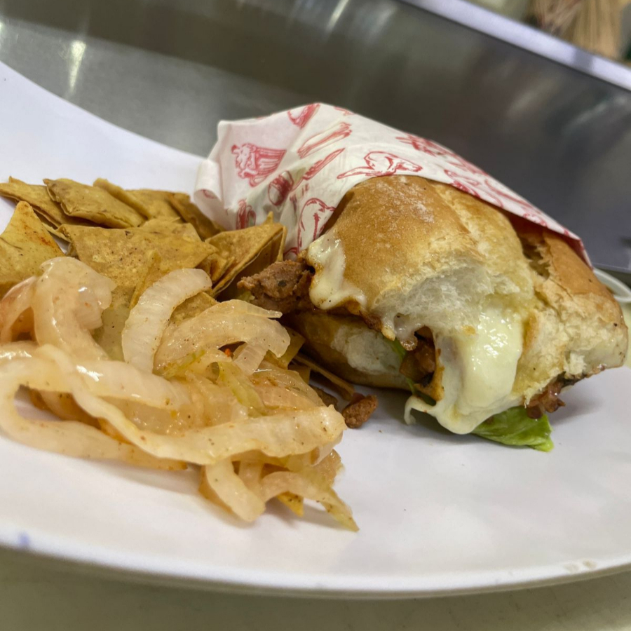 Torta de Bisteck y Adobada