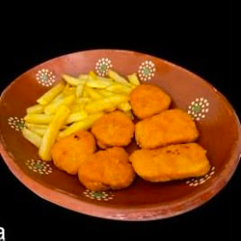 Nuggets de Pollo 6 pza con Papas