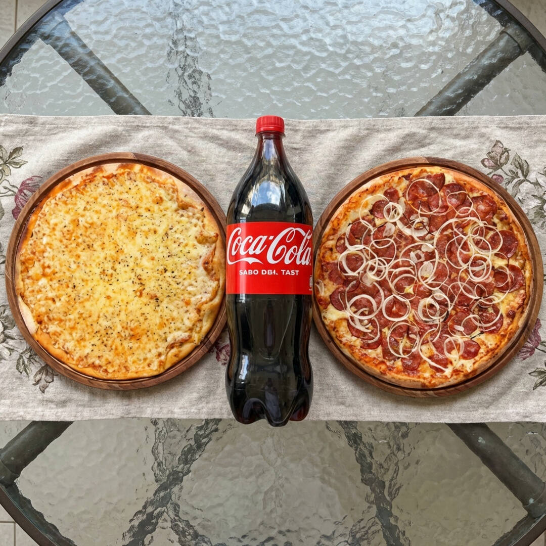 Combo Seleção 99, 1 pizza grande 8 fatias sabor calabresa + 1 pizza grande 8 fatias sabor mussarela + 1 coca cola 2 litros