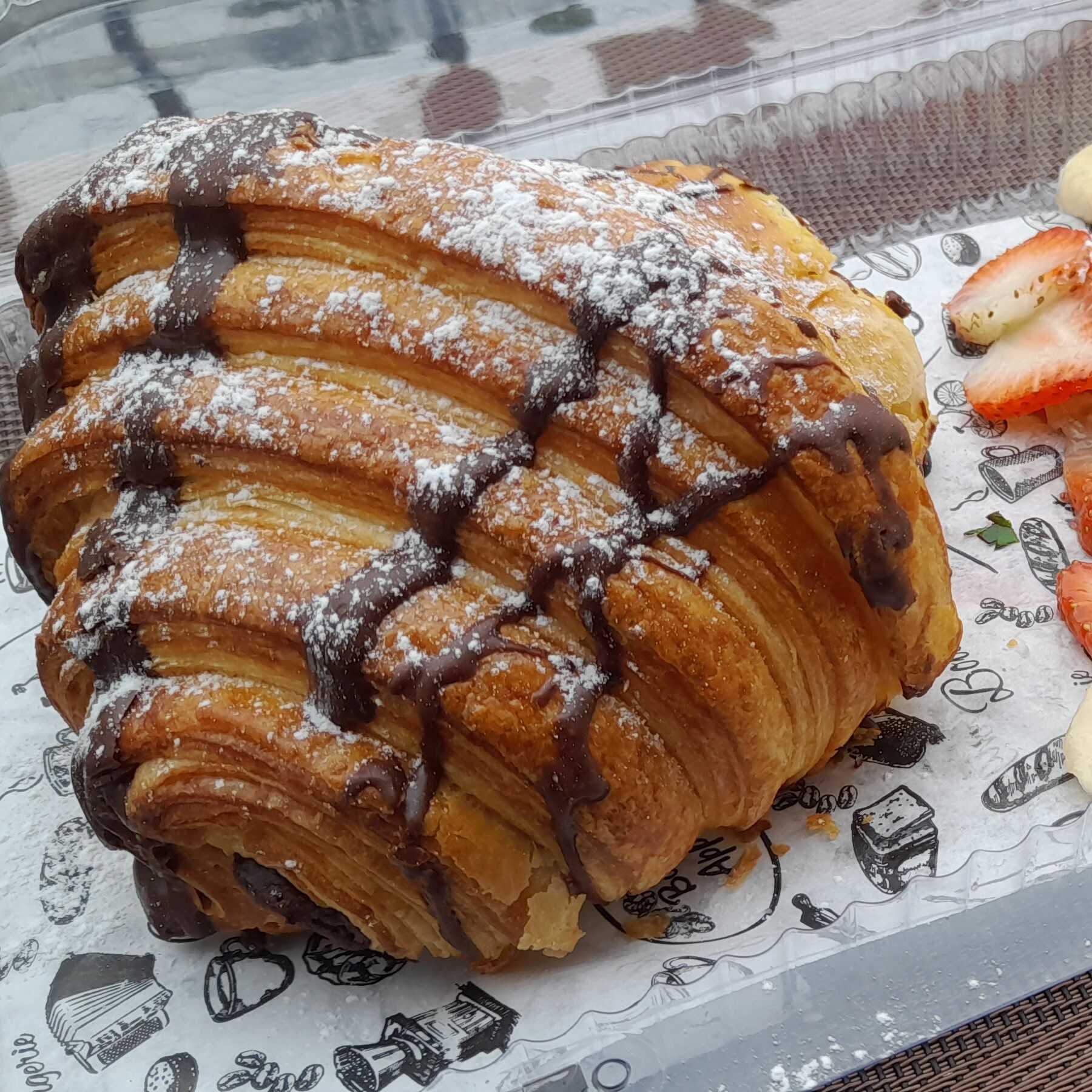 Croissant con Chocolate