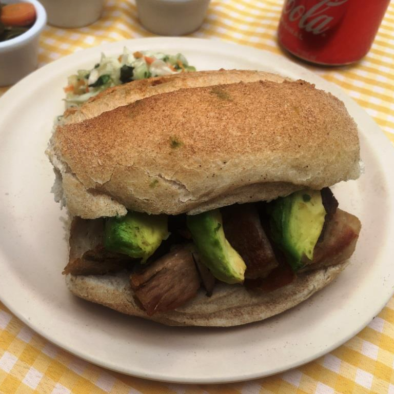 TORTA DE LOMO CON CHICHARRON PLACERO