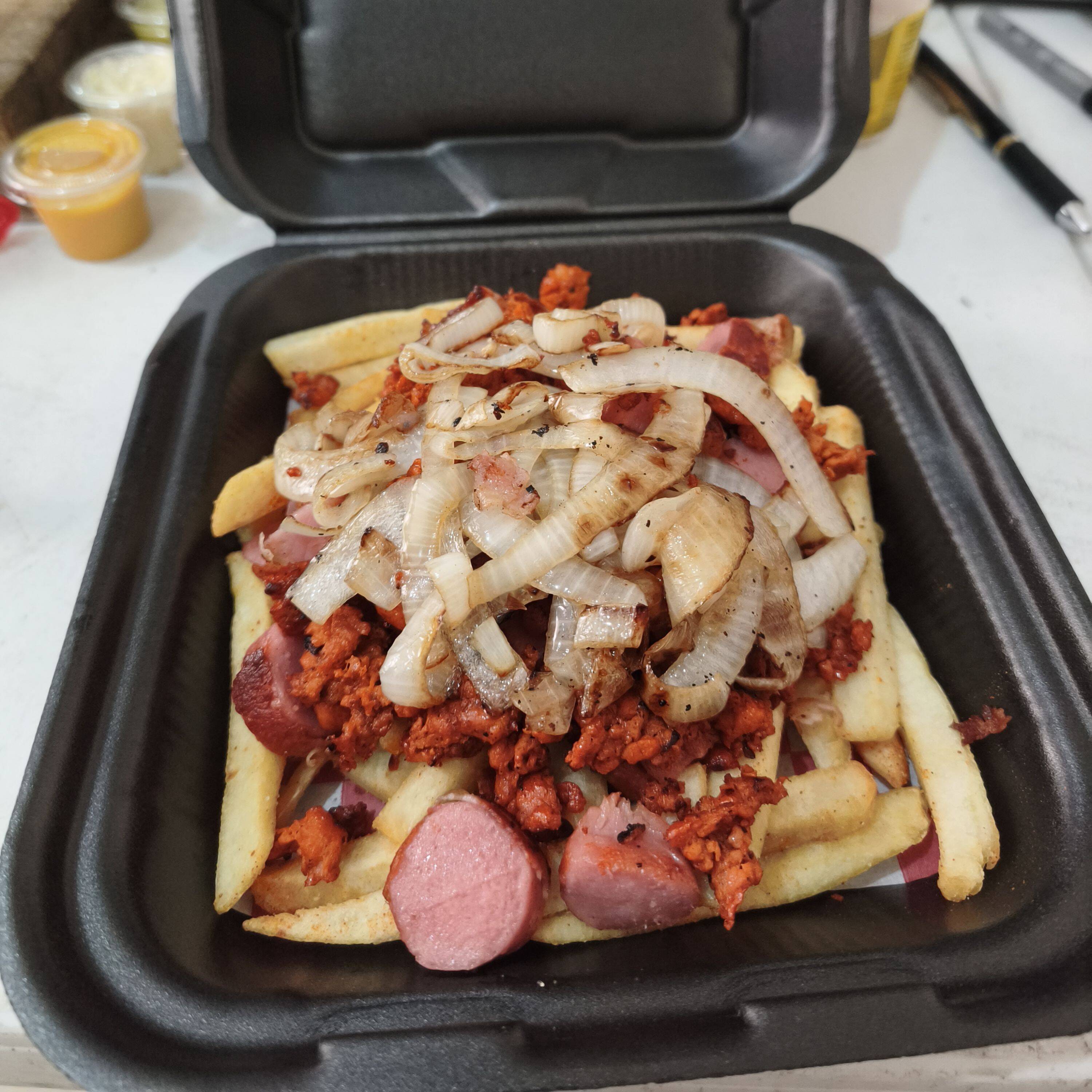 Salchipapas Con Pastor
