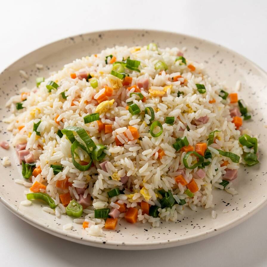 Arroz com Flocos de ovos, Cenoura, Apresuntado e Cebolinha