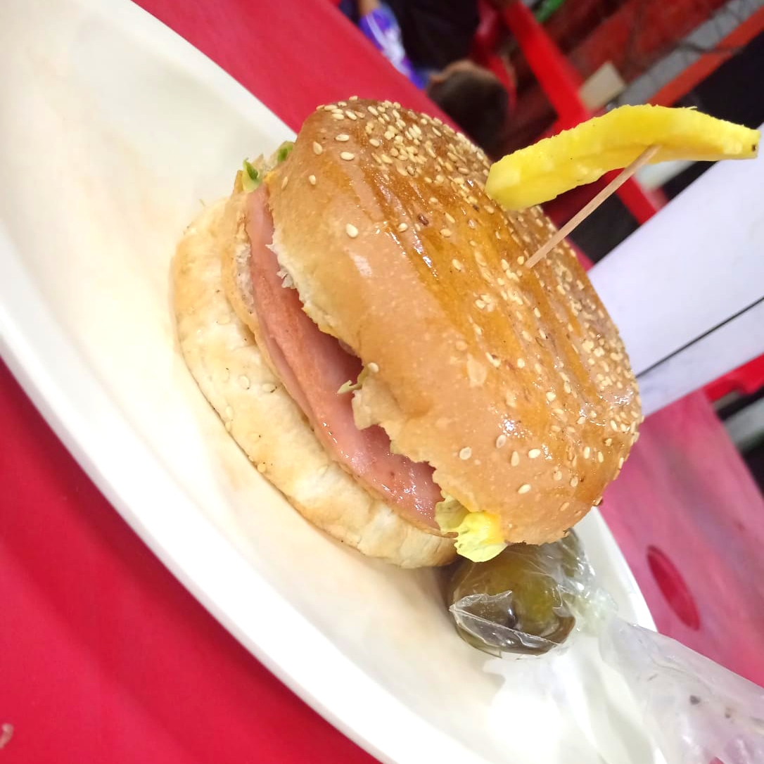 Hamburguesa Hawaiana