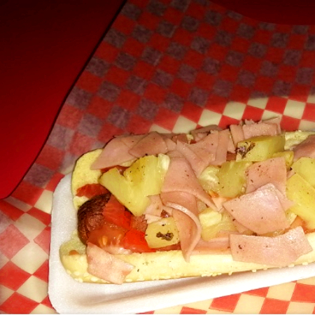 Hot Dog Hawaiano