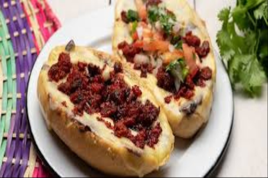 MOLLETES DE CHORIZO CON PAPAS FRITAS